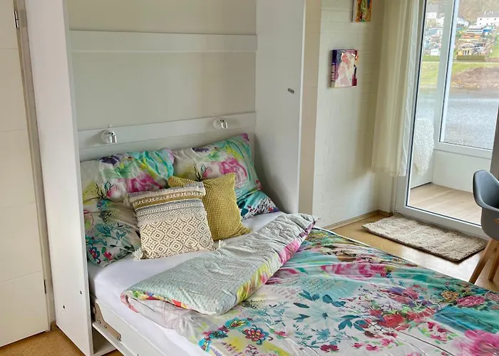 Urlaub In Der Eifel Am Rursee Mit Seeblick - Uferglanz *